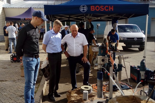 28 липня в Сиктивкарі офіційний дилер Robert Bosch в Республіці Комі - компанія ТОВ «Компанія Візир» організувала презентацію професійних інструментів Bosch