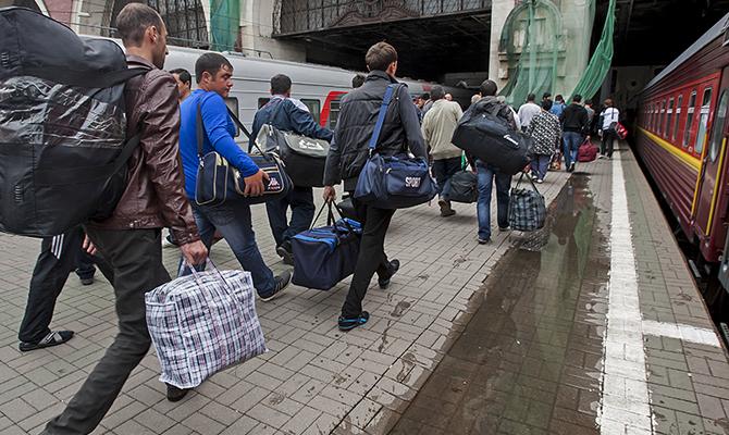 На думку психолога, Європа за допомогою мігрантів вирішує свої економічні проблеми
