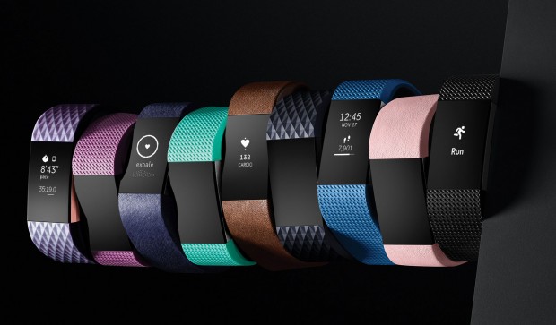 Лінійка Charge 2 від Fitbit - це оновлена ​​версія просунутої серії Charge HR, але вже з великим і зручним OLED-дисплеєм, який показує частоту серцевих скорочень і дані про поточний рівень активності