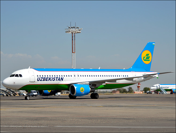 Літак Авіаліній Узбекистану
