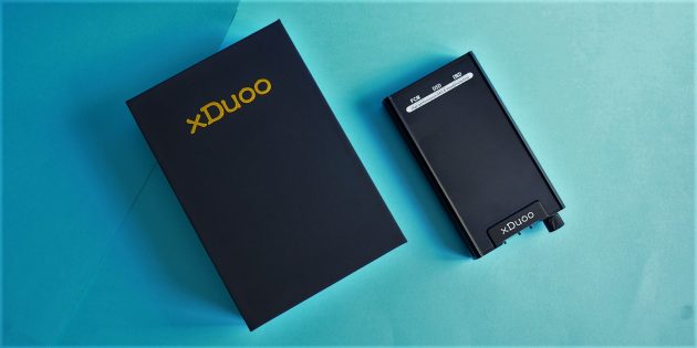 До xDuoo XD-05 можна безпосередньо підключити навушники або активну аудіосистему і насолоджуватися якісним звуком